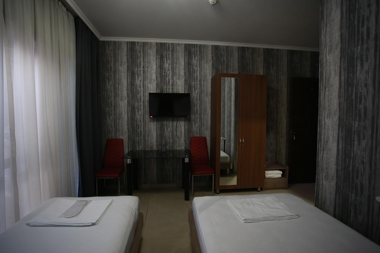 Hotel Okriba Tbilisi Exteriör bild