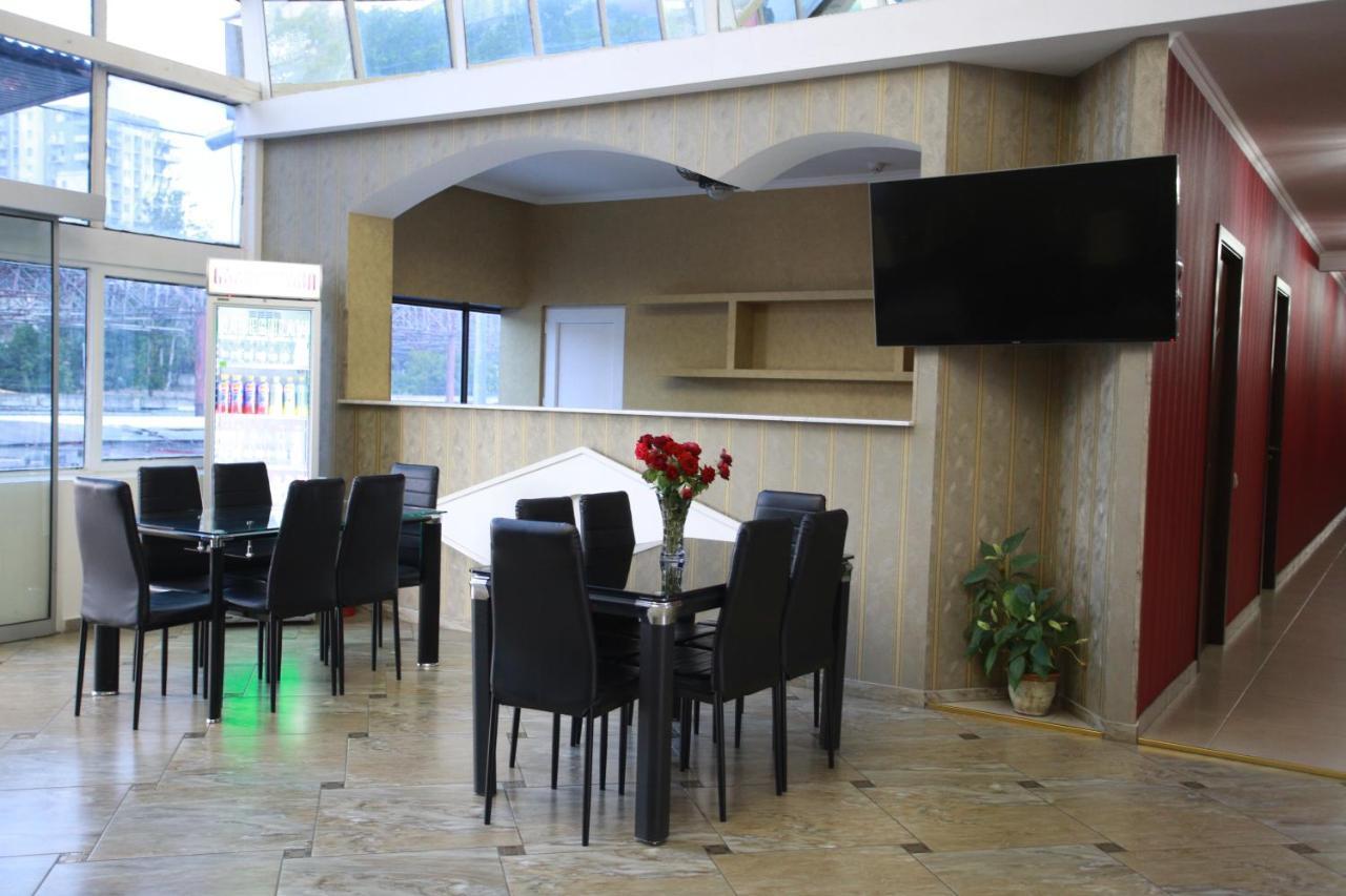 Hotel Okriba Tbilisi Exteriör bild