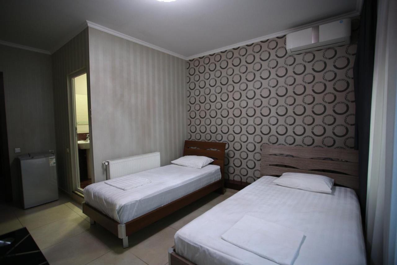 Hotel Okriba Tbilisi Exteriör bild